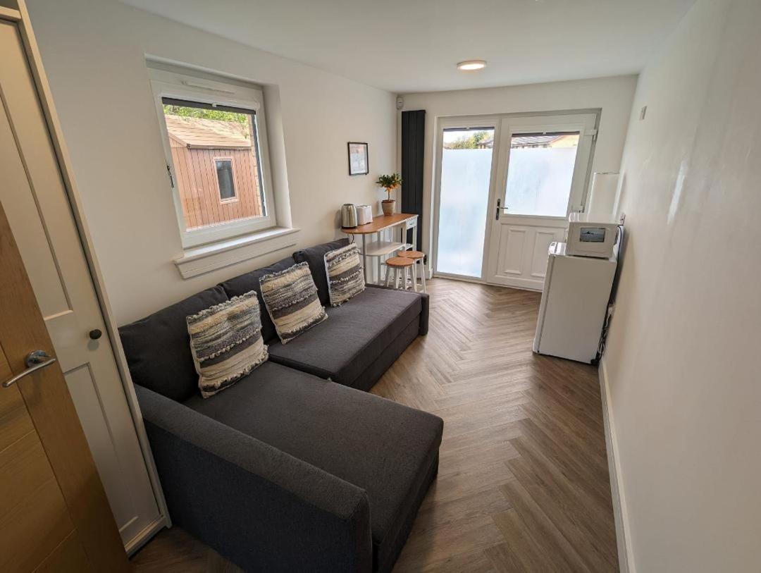 En-Suite Double Room With Private Entrance Edinburgh Exterior photo
