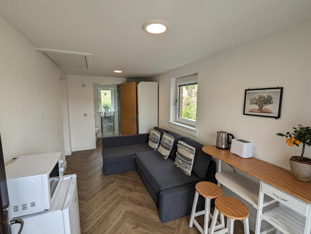 En-Suite Double Room With Private Entrance Edinburgh Exterior photo