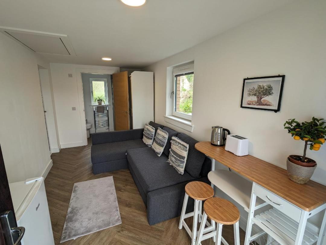 En-Suite Double Room With Private Entrance Edinburgh Exterior photo